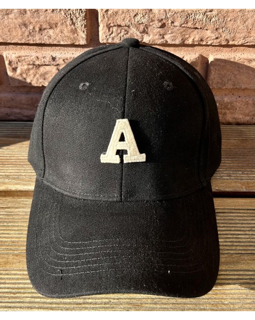 Casquettes A